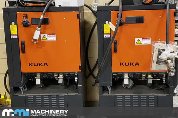 2 Kuka Robots - 6