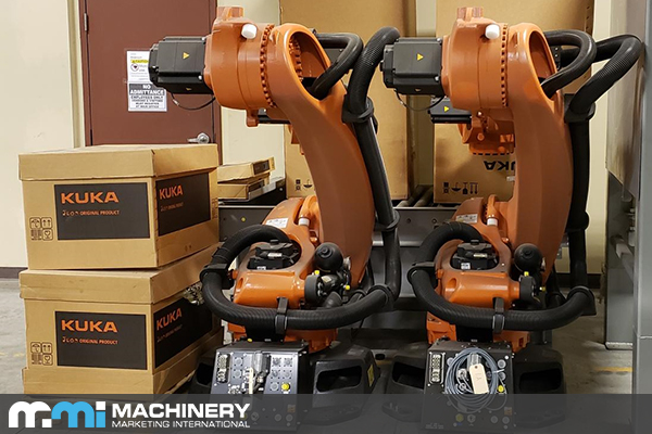 2 Kuka Robots - Main